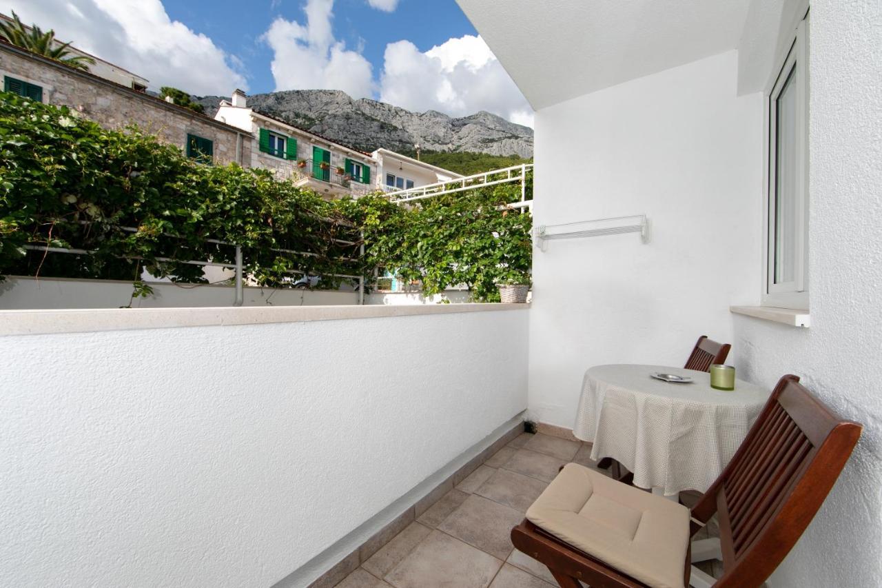 Apartments Villa Mili Brela Exterior foto